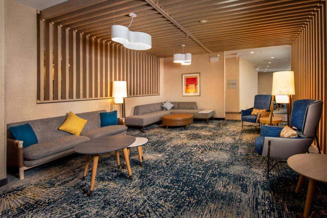 Towneplace Suites By Marriott Frederick Εξωτερικό φωτογραφία